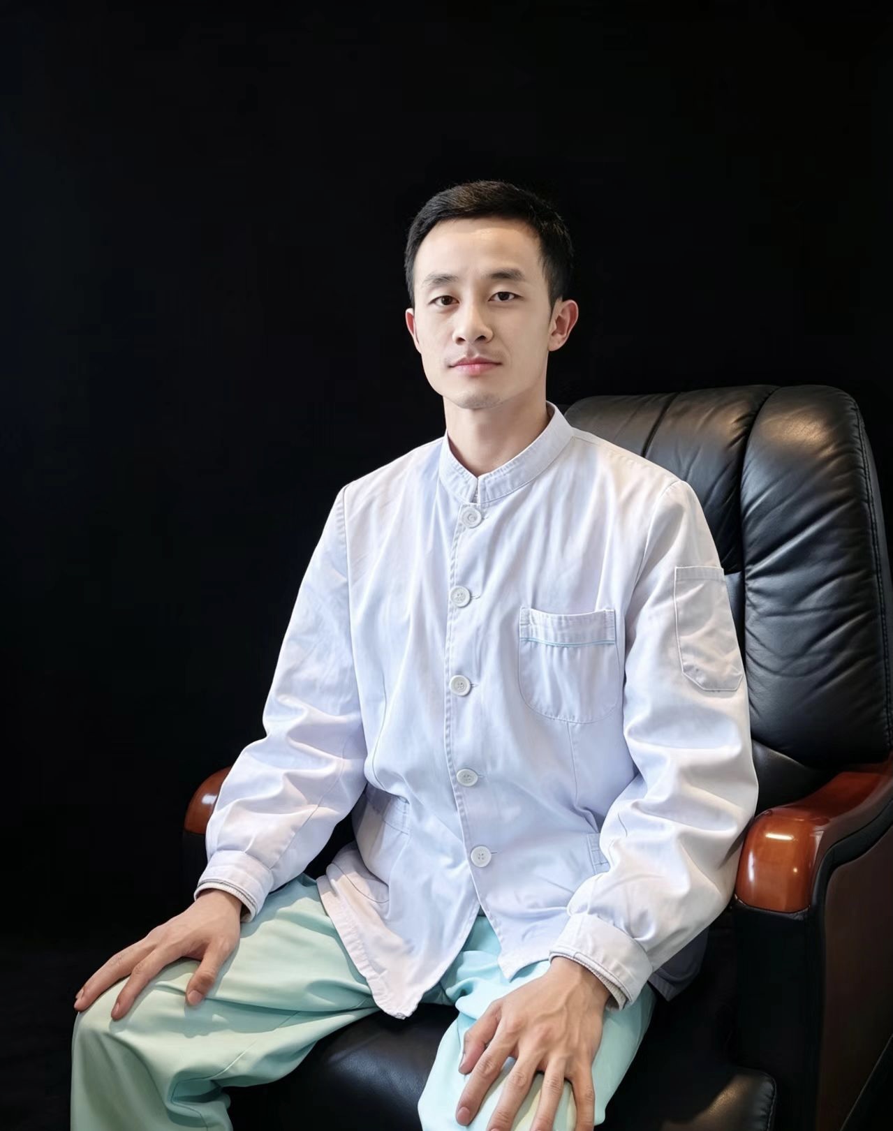 隗子文